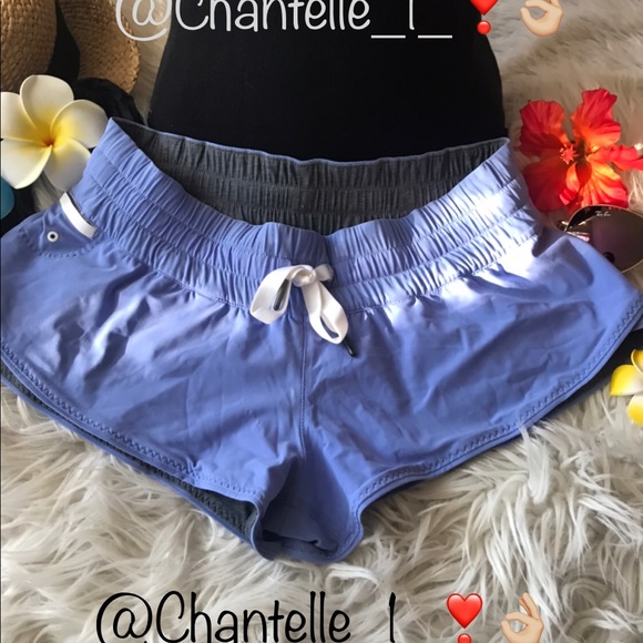 Lululemon REVERSIBLE Choose A Side❣️ - Picture 2 of 16